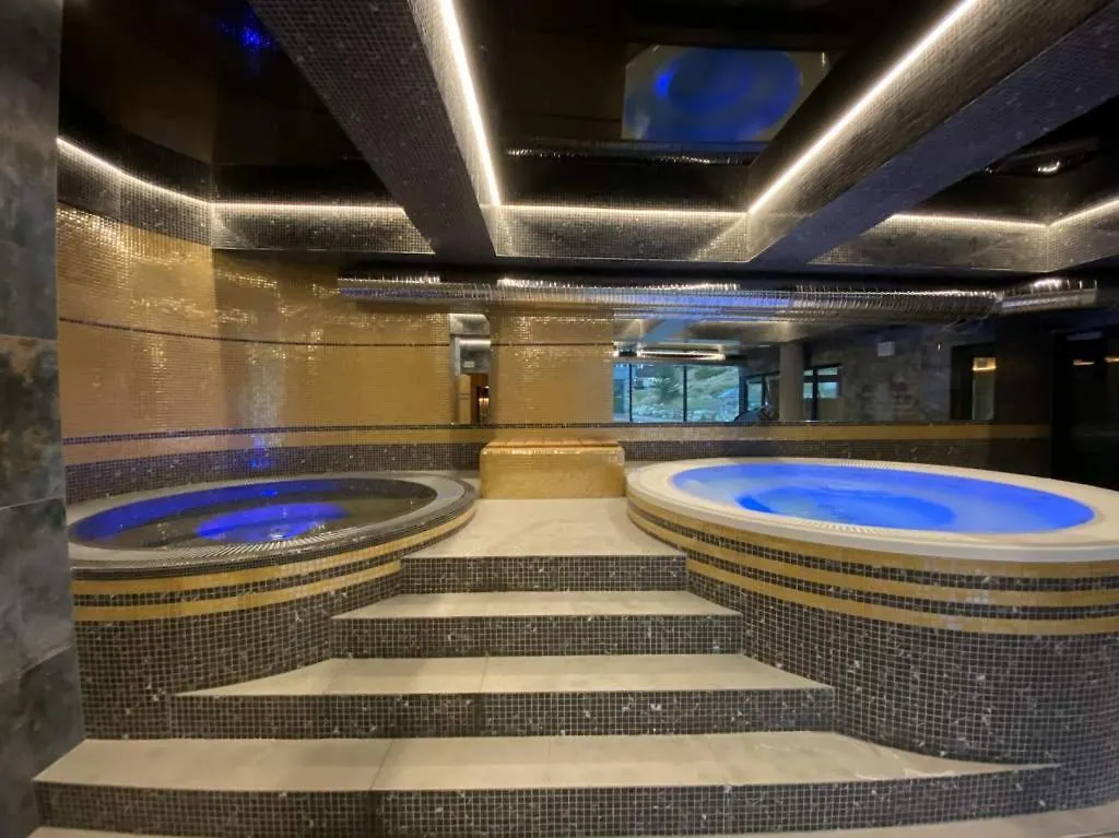 **  Erlebachova Bouda, Hotel - Resort Svaty Frantisek Špindlerŭv Mlýn Tschechische Republik